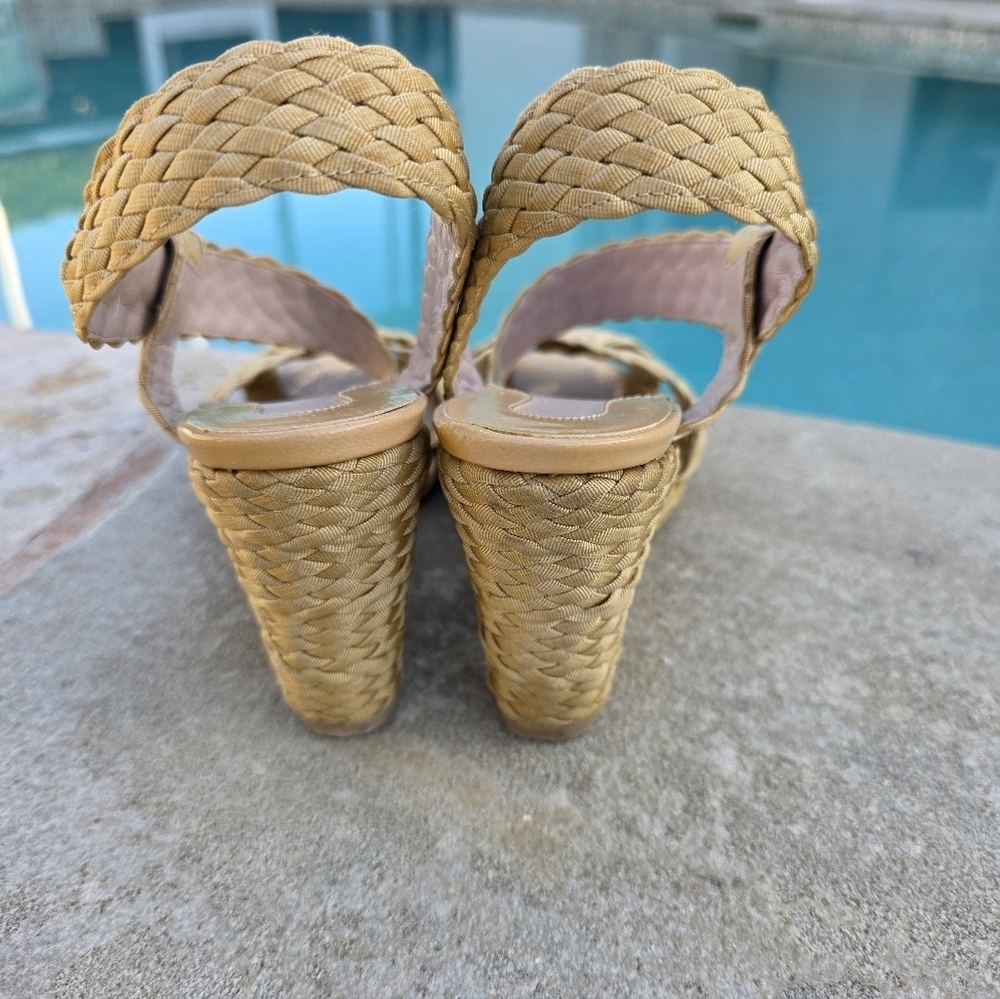 Salvatore Ferragamo Woven Neutral Wedge Sandals Made In Italy- SZ 8B - Picture 10 of 14